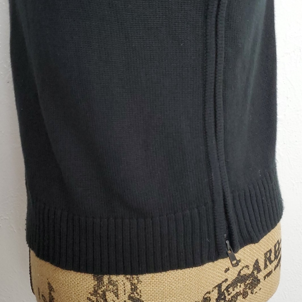 Black zipper vest - Picture 3 of 7